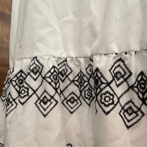 Draper James Geo Embroidered Midi Skirt Womens L Black & White A-Line Smocked - Picture 9 of 16